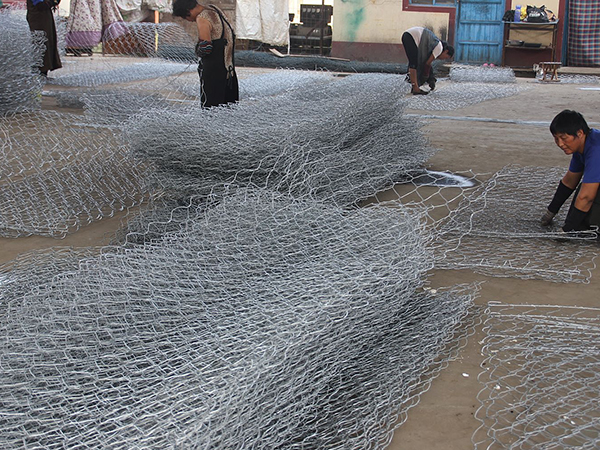 石籠網(wǎng)擋土墻圖片2