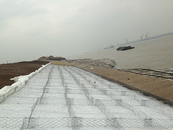 鍍鋅雷諾護(hù)墊圖片4